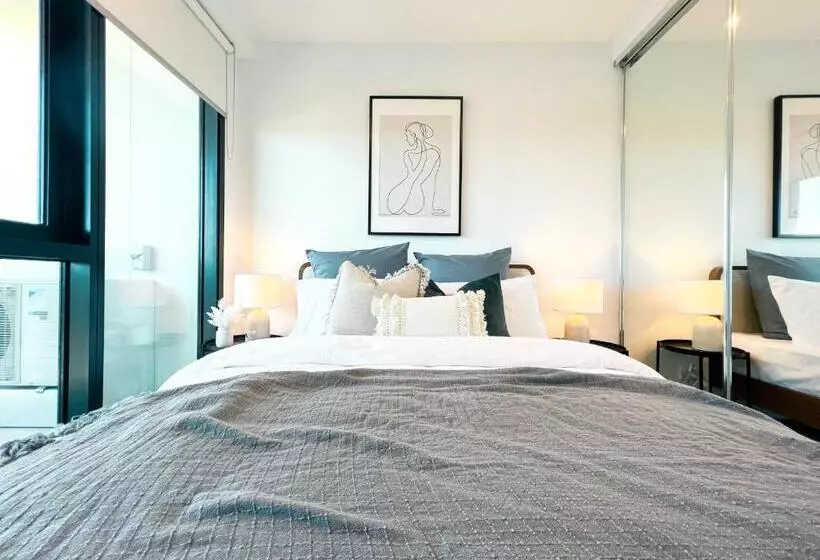 Apartment With Nice View In Boxhill 8a