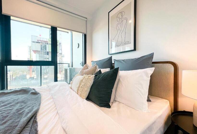 Apartment With Nice View In Boxhill 8a