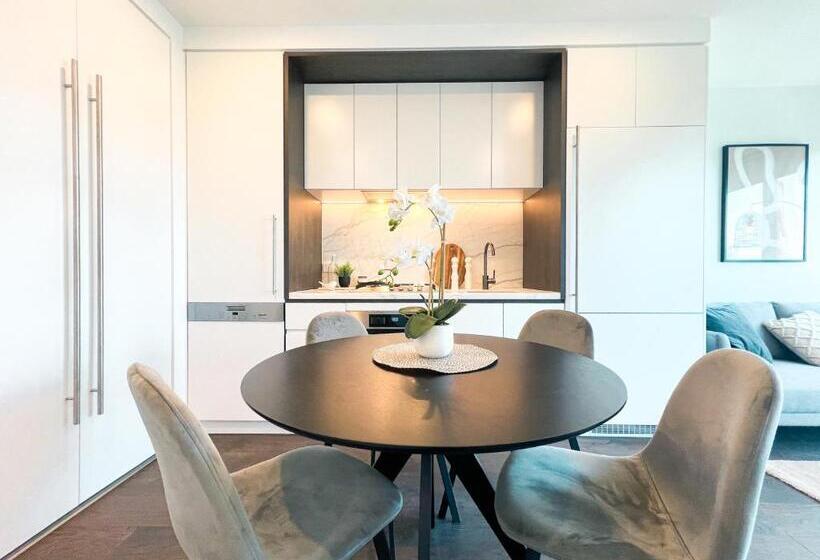 Apartment With Nice View In Boxhill 8a