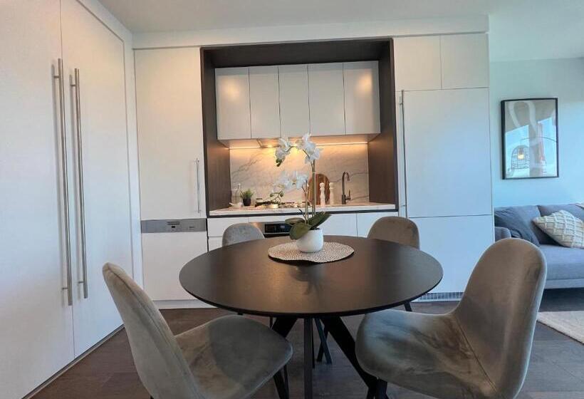 Apartment With Nice View In Boxhill 8a