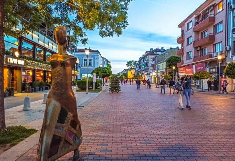 City Centre Studio 1