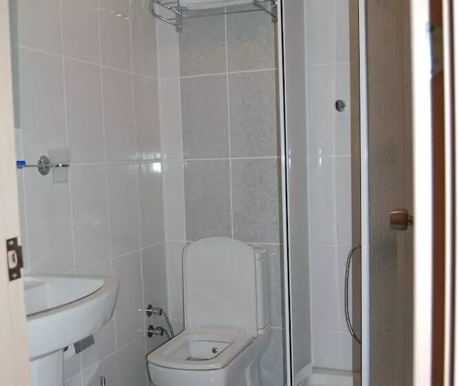 Hotelli Arapgir Nazar