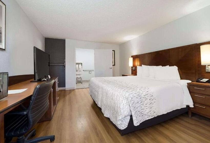 فندق Econo Lodge