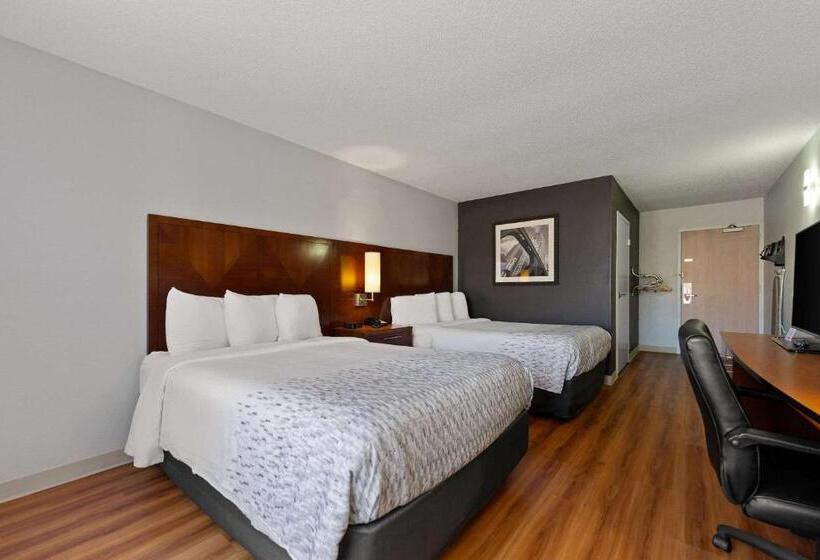 فندق Econo Lodge