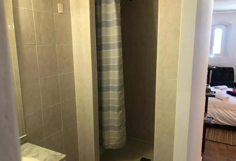 La Tour  Pigeonnier Provençal   Mas Des Sous Bois