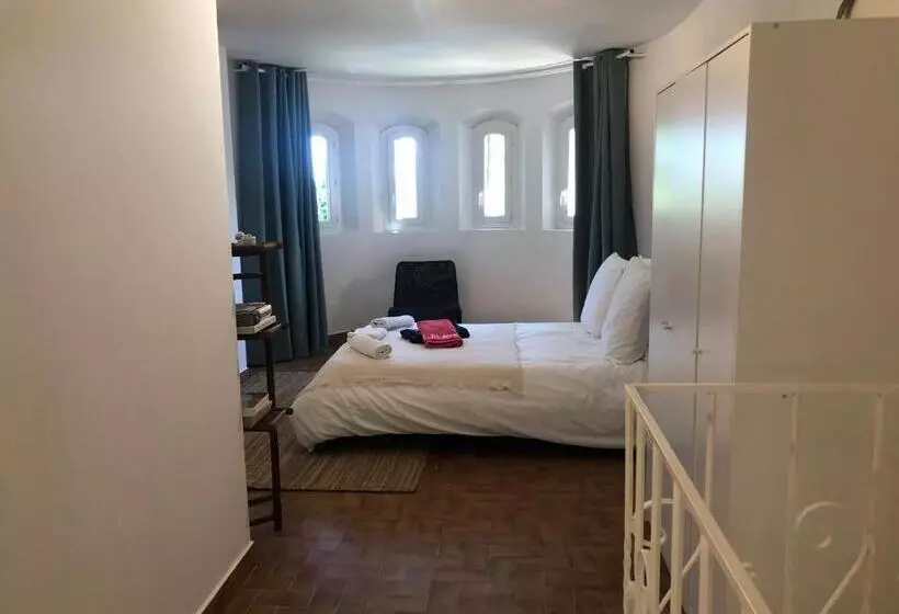 La Tour  Pigeonnier Provençal   Mas Des Sous Bois