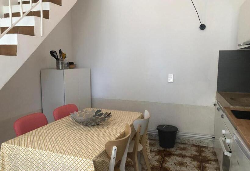 La Tour Pigeonnier Provençal Mas Des Sous Bois