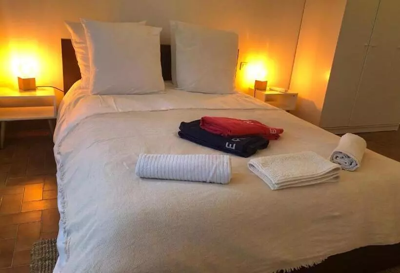 La Tour  Pigeonnier Provençal   Mas Des Sous Bois