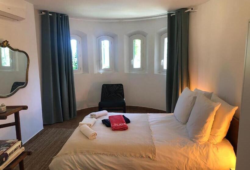 La Tour Pigeonnier Provençal Mas Des Sous Bois