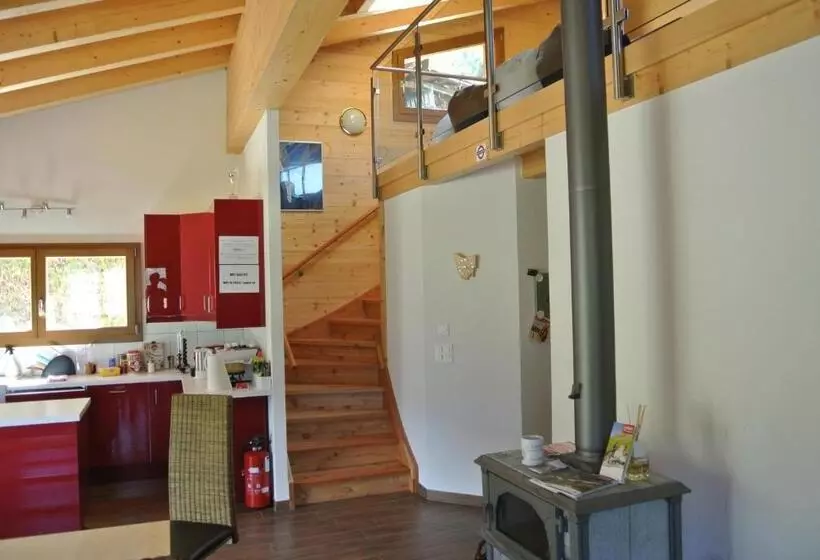 La Tzoum Hostel