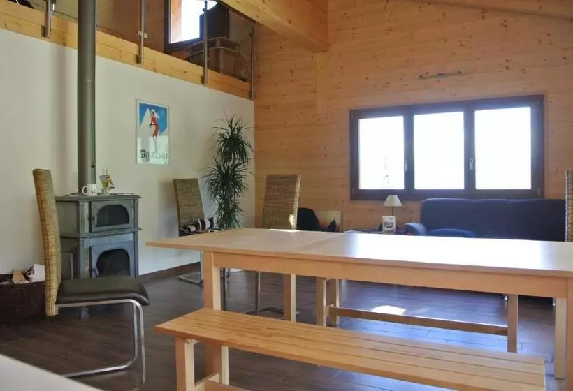 La Tzoum Hostel