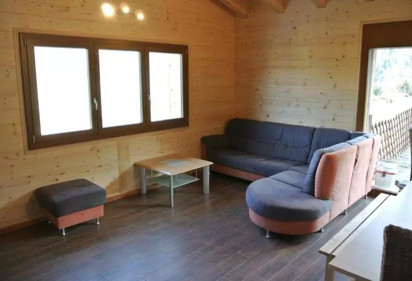La Tzoum Hostel
