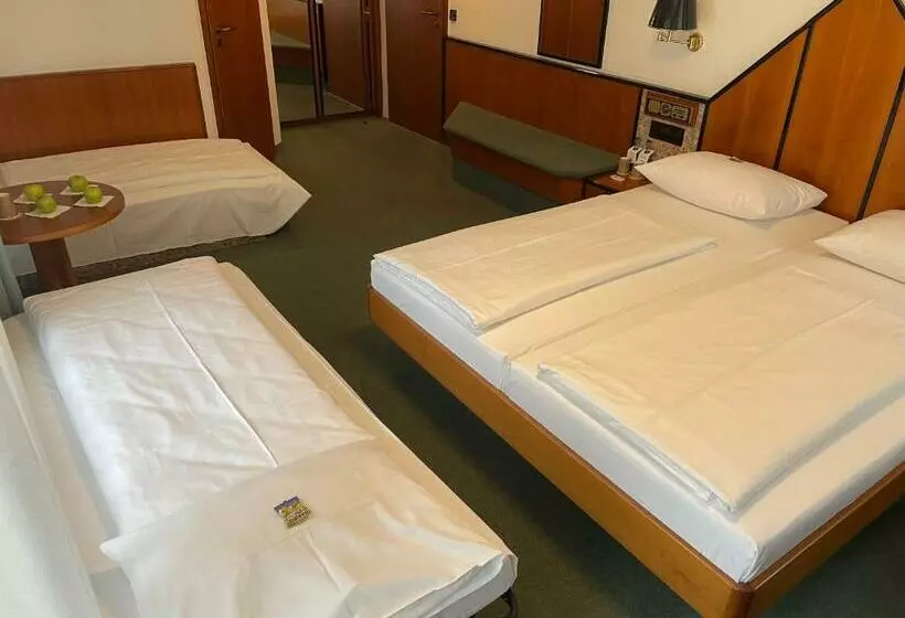 Retkeilymaja Haus Im Garten