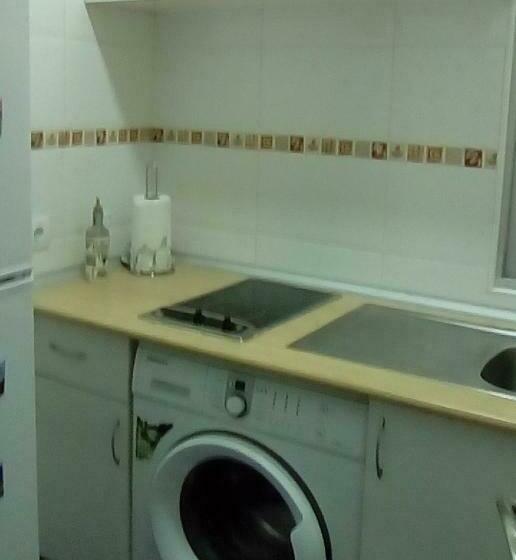 Apartamento En Legazpi De 3 Dormitorios Pequeños