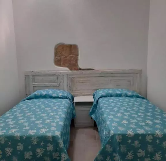 Appartamento Su Palazzina Storica In Centro A Sant Antioco