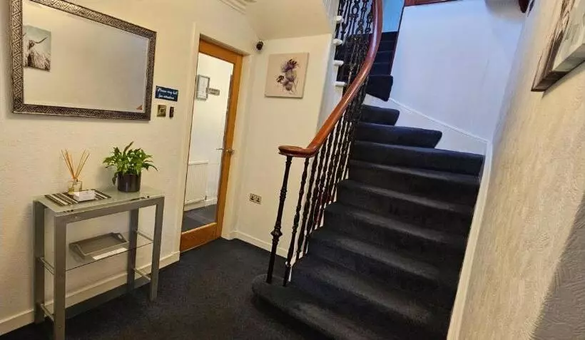 Aamiaismajoitus (B&B) Inverour Guest House