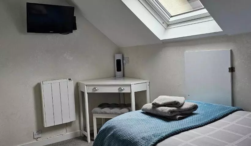 Aamiaismajoitus (B&B) Inverour Guest House