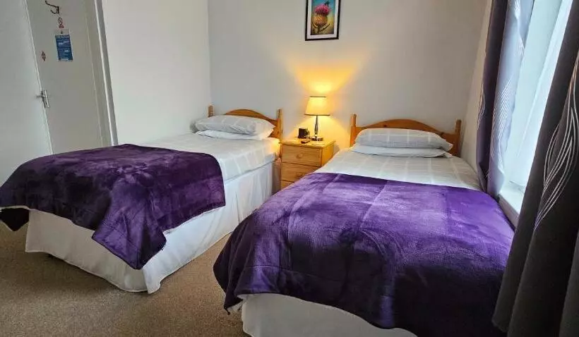 Aamiaismajoitus (B&B) Inverour Guest House