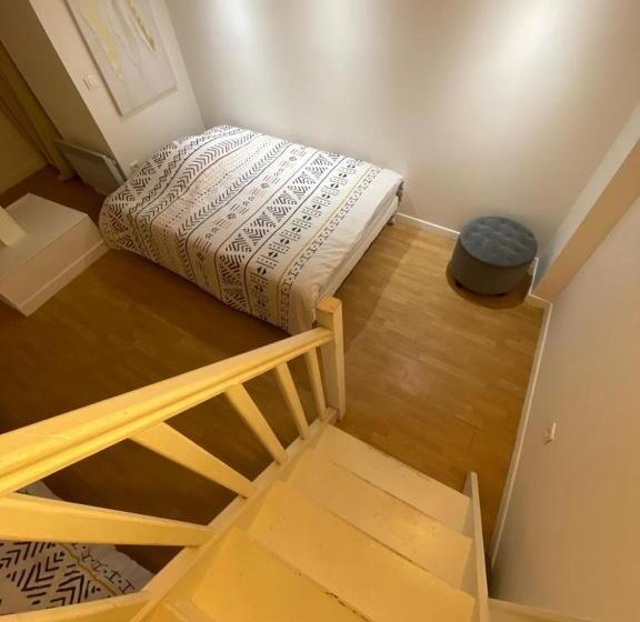 Duplex Cosy Proche Parissans Commission En +