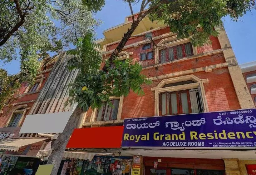 ホテル O Royal Grand Residency Near Lalbagh Botanical Garden