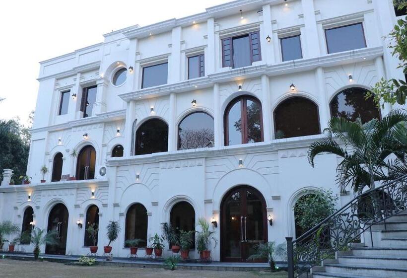 בית מלון כפרי Pushap Palace