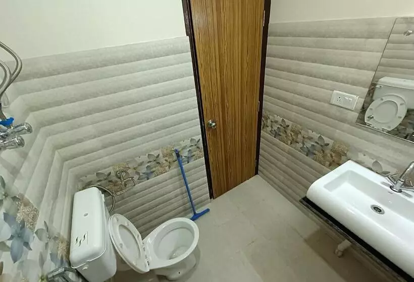 Hotelli Snow Drop Guest House