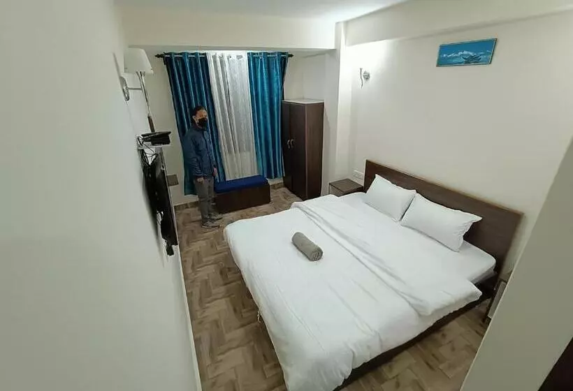 Hotelli Snow Drop Guest House
