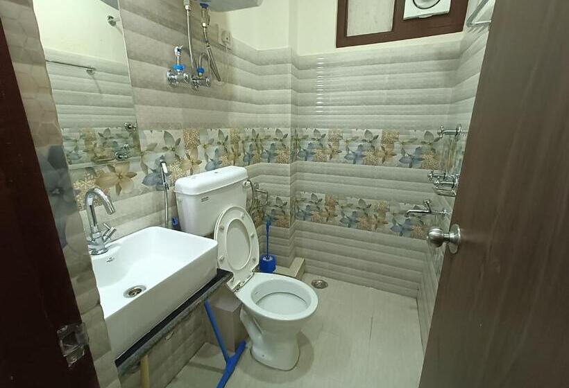 هتل Snow Drop Guest House