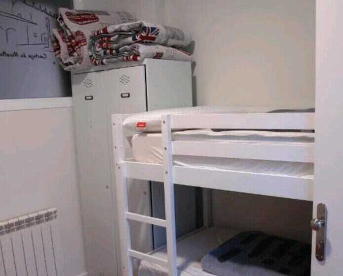 بنسيون Hostel Trovadores
