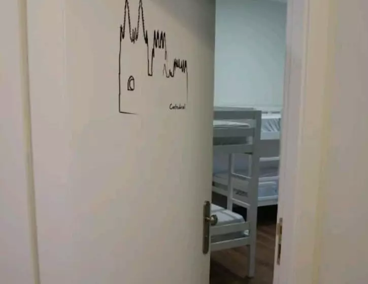 پانسیون Hostel Trovadores