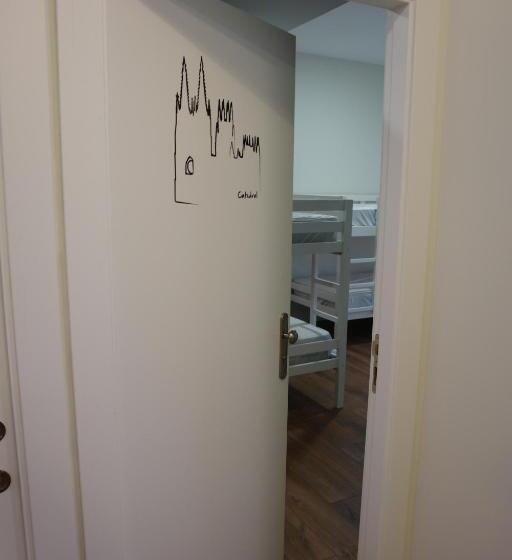 بنسيون Hostel Trovadores