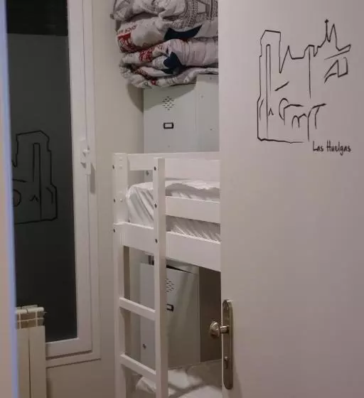 پانسیون Hostel Trovadores