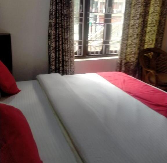 פנסיון Mountain