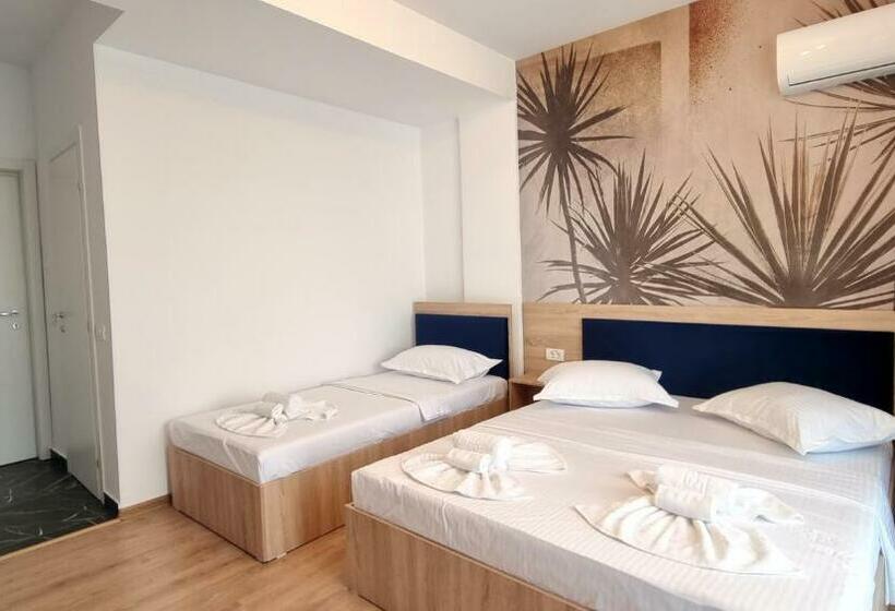 بنسيون Vila Natalia