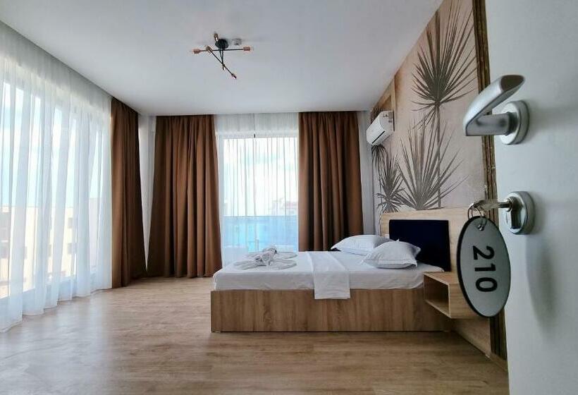 بنسيون Vila Natalia