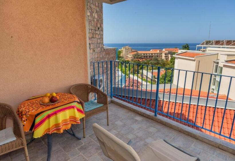 Altomare With Sea View