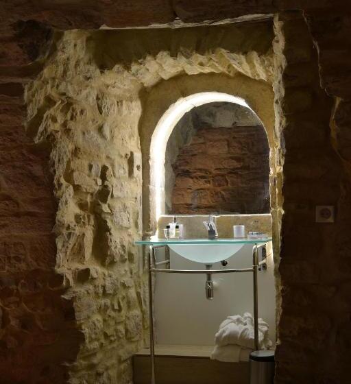 Bed and Breakfast Chambre D Hôte Romantique Avec Spa Privatif Domaine Les Nuits Envôutées Vézénobres