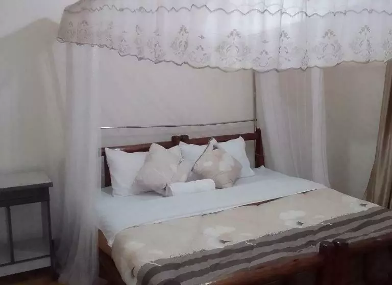تختخواب و صبحانه Dream Jet Suites
