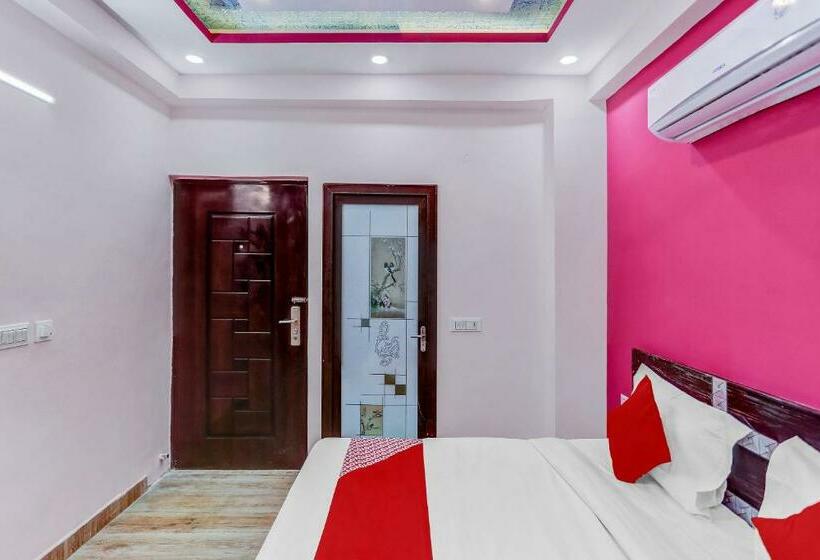 Hotel Oyo 86608 The Prima Residency