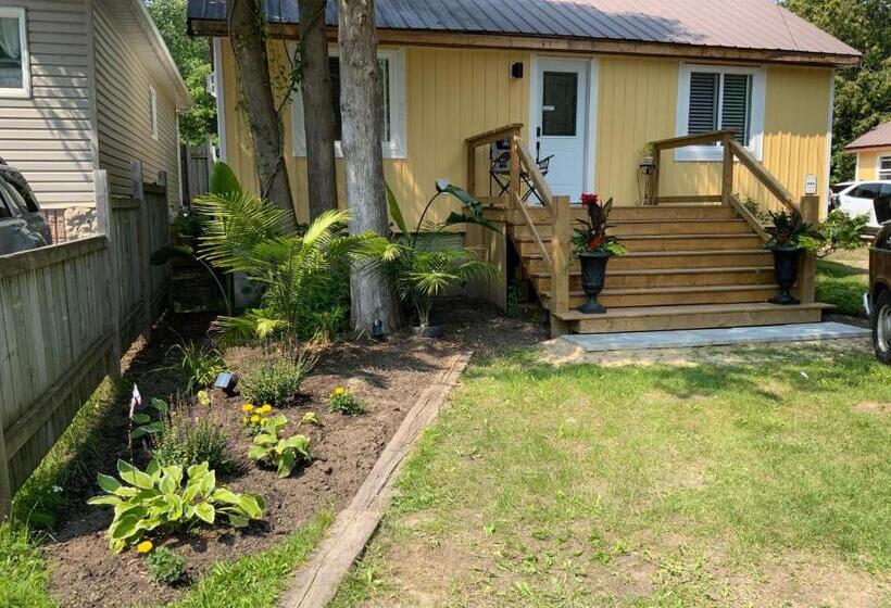 ペンション Casavon Cottages Cottage A