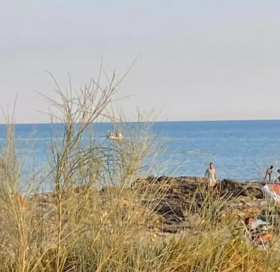 Tre Passi A Mare
