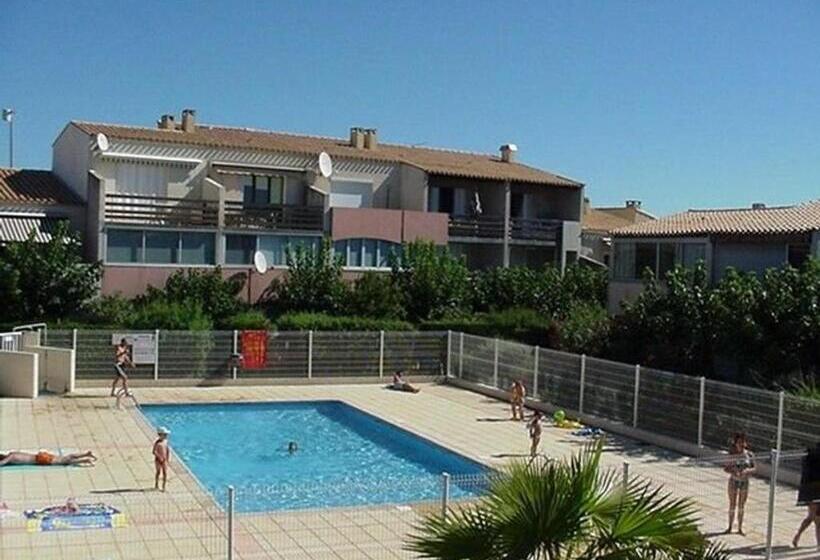 Charmant T2 Cabine Climatisé Avec Piscine, Parking Et à 1 Km De La Plage, Idéal Pour 5 Pers. Fr 1