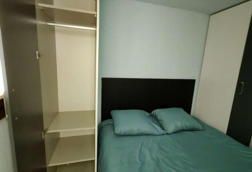 Charmant T2 Cabine Climatisé Avec Piscine, Parking Et à 1 Km De La Plage, Idéal Pour 5 Pers. Fr 1