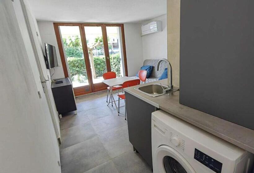 Charmant T2 Cabine Climatisé Avec Piscine, Parking Et à 1 Km De La Plage, Idéal Pour 5 Pers. Fr 1