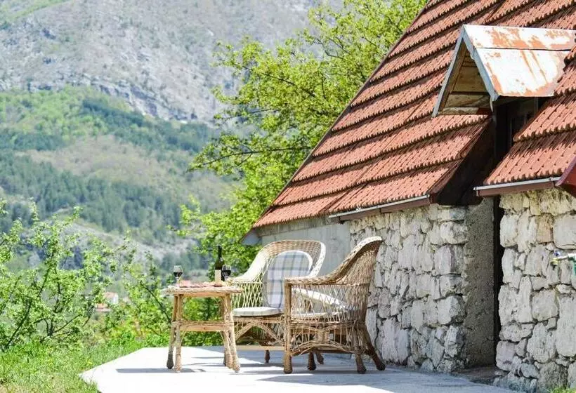 Grandma S Hut