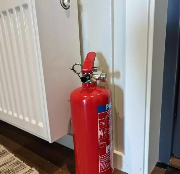 Poolorama Lodge   With Magnificent Mountain View