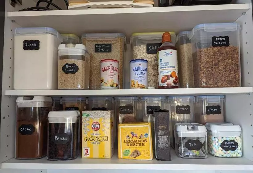 Poolorama Lodge   With Magnificent Mountain View