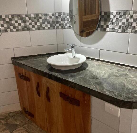 אתר נופש Pura Vida Vegana