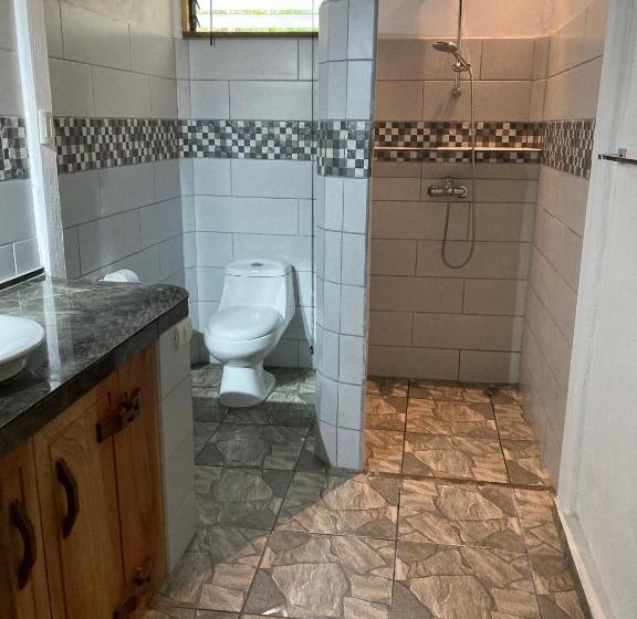 אתר נופש Pura Vida Vegana