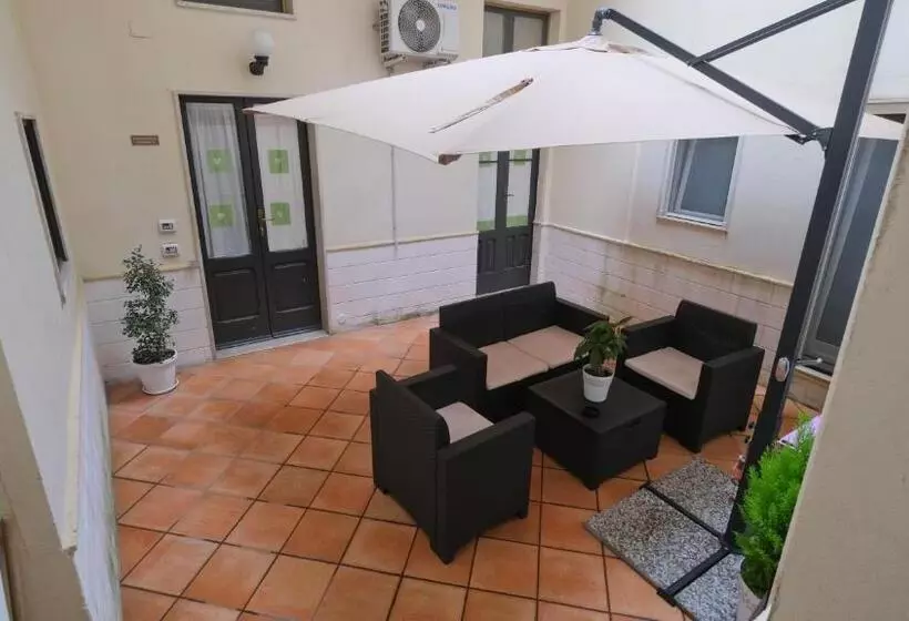 Monolocale Porta Napoli